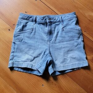 Simply Vera Jean Shorts (Light Wash)